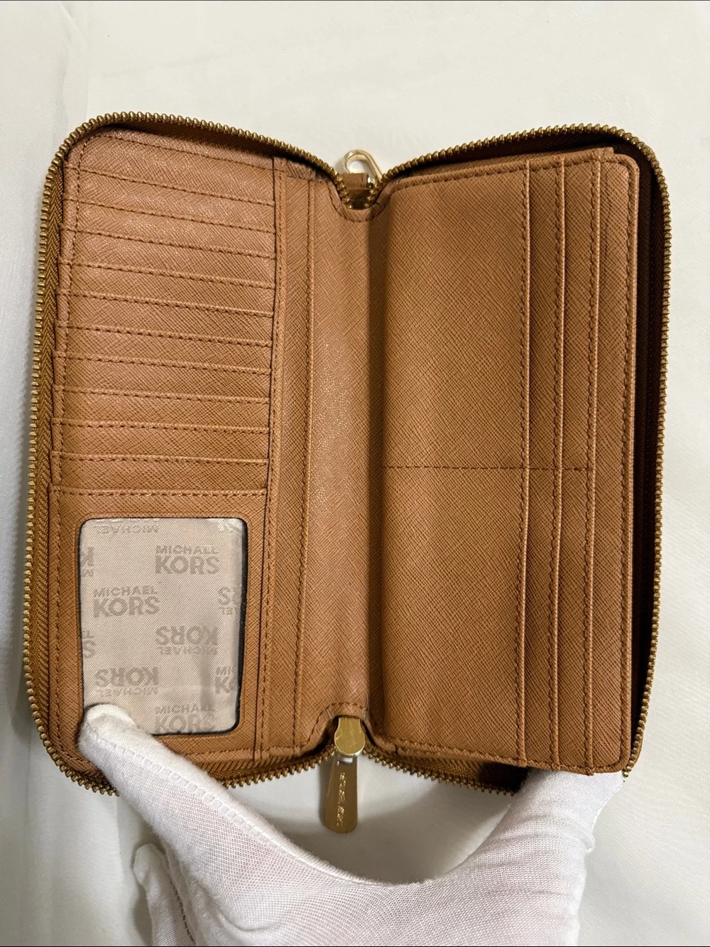 Michael Kors Jet Set Large Zip Around Continental Wallet